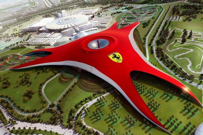 Abu Dhabi Tour in Spanish with Lunch from Dubai - Lunch and a Drive Along the Corniche