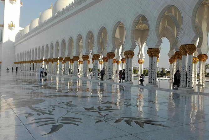 Abu Dhabi tour with Sheikh Zayed Grand Mosque ,and Qasr Al Watan - Why This Tour Offers Great Value