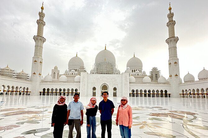 Abu Dhabi Tour with Sheikh Zayed Grand Mosque Visit - Key Points