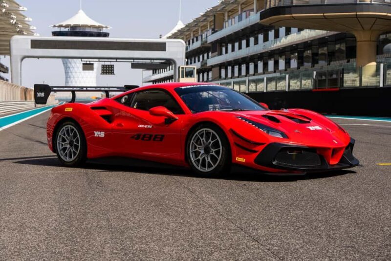 Abu Dhabi: Yas Marina Circuit Ferrari 488 Challenge - The Track: Yas Marina Circuit