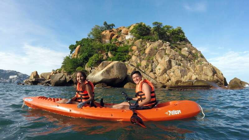 acapulco-kayaking-tour-to-islet-el-morro