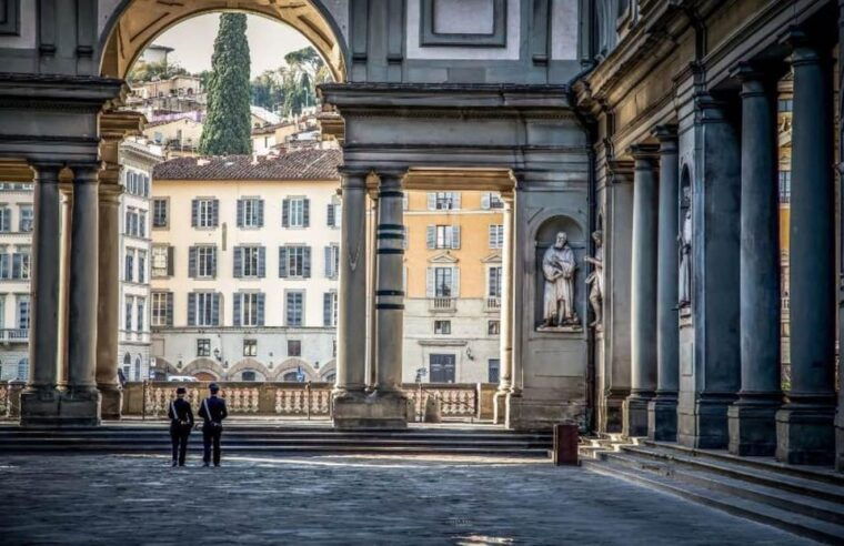 accademia-uffizi-galleries-w-duomo-cathedral-express-tour
