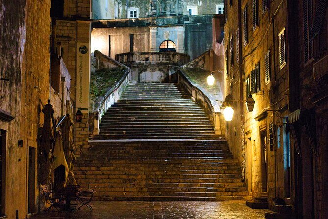 accessible-and-senior-friendly-history-tour-of-the-old-town