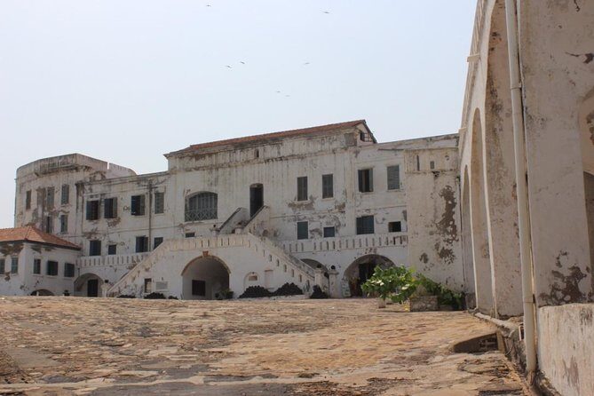 Accra- Cape Coast Tour - Exploring Ghana in Comfort and Style