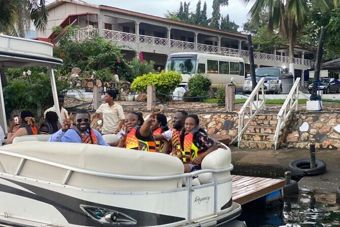 Accra Safari at Shai Hills and Boat Cruise + Cedis Beads - An In-Depth Look at the Itinerary