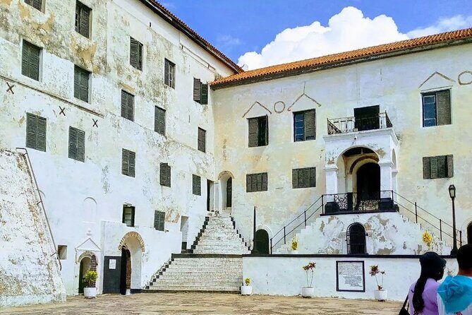 Accra To Cape Coast And Elmina Day Tour - Authentic Experiences and Highlights