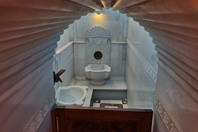 acemoglu-historical-turkish-bath-with-private-options