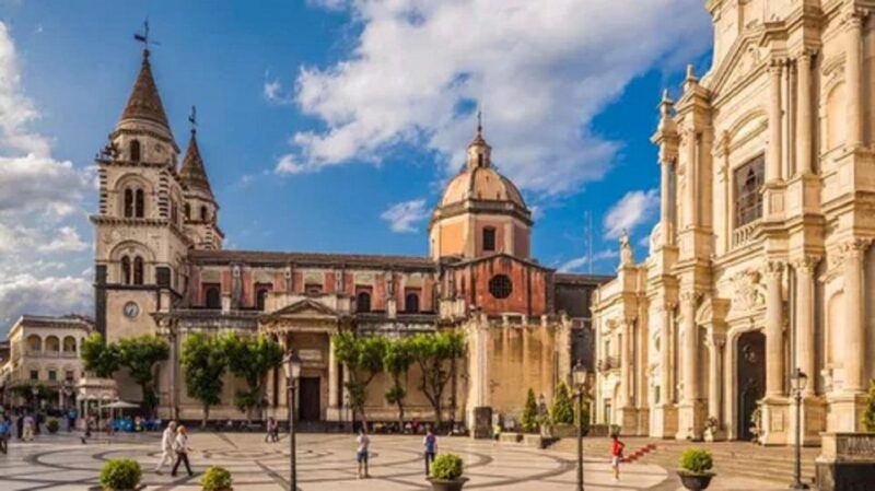 acireale-baroque-walking-and-wine-tasting-at-the-batia