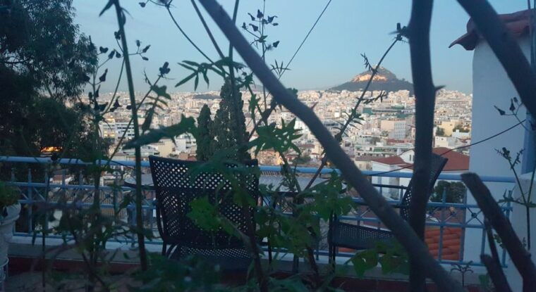 acropolis-parthenon-and-plaka-monastiraki-walking-tour