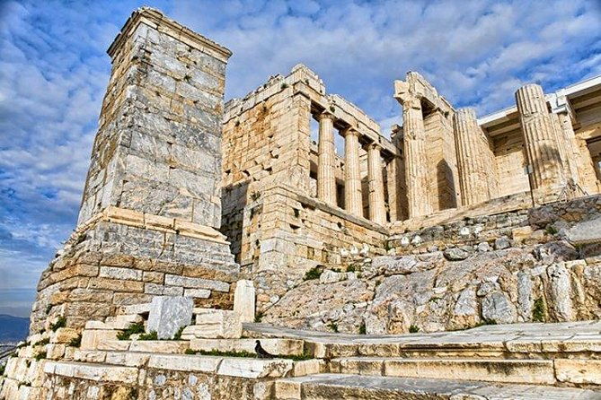 acropolis-temple-of-zeusolympic-stadiumparliamentguards-athens-private-tour