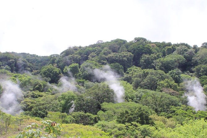 active-volcano-walk-rincon-de-la-vieja