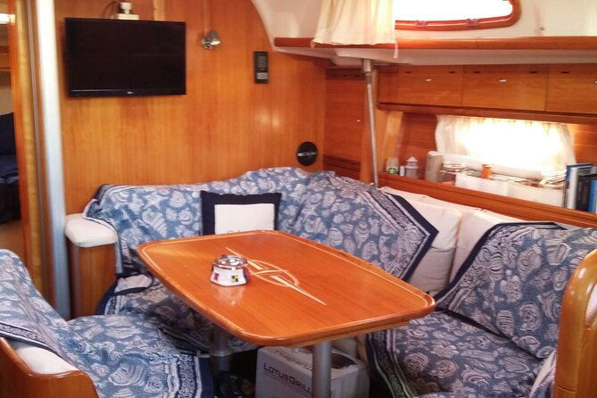 activities-on-the-amalfi-coast-with-a-sailing-boat