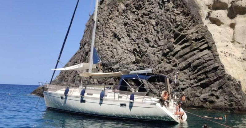adamantas-kleftiko-sailing-cruise-with-meal-and-swim-stops
