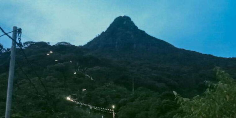 adams-peak-hike-from-kandy-two-days-with-guide