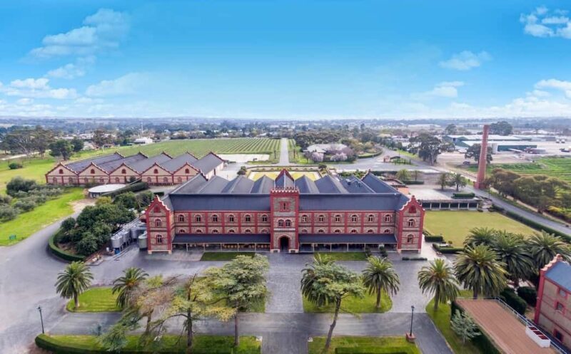 Adelaide: Barossa Private Wine Tour + Your Chosen Tastings - What the Reviews Say About Guides and Overall Experience