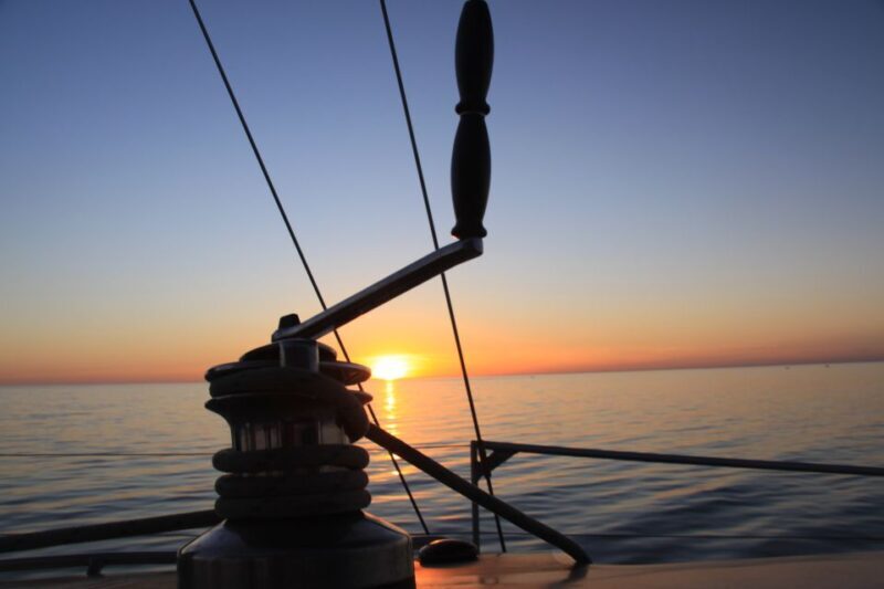 Adelaide: Glenelg Twilight Catamaran Cruise with Drink - The Sum Up