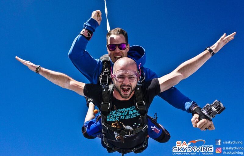 Adelaide: Tandem Skydiving over Lake Alexandrina - The Facilities and On-Site Amenities