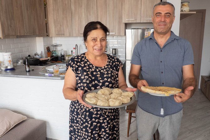 adjarian-khachapuri-making-private-virtual-cooking-class