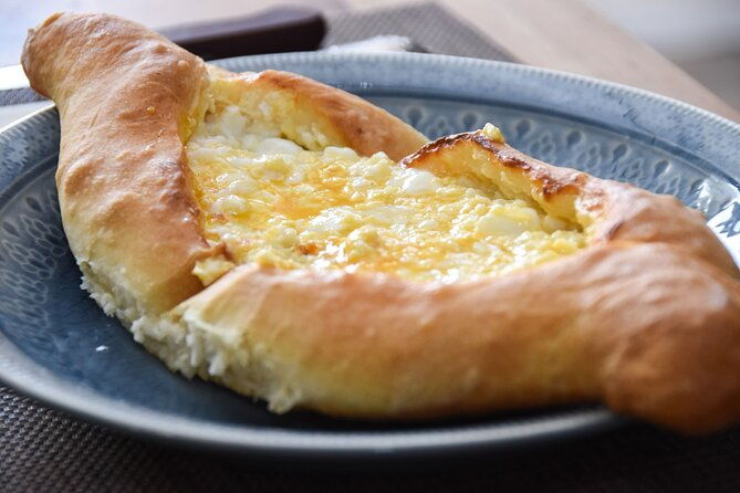 adjarian-khachapuri-making-private-virtual-cooking-class