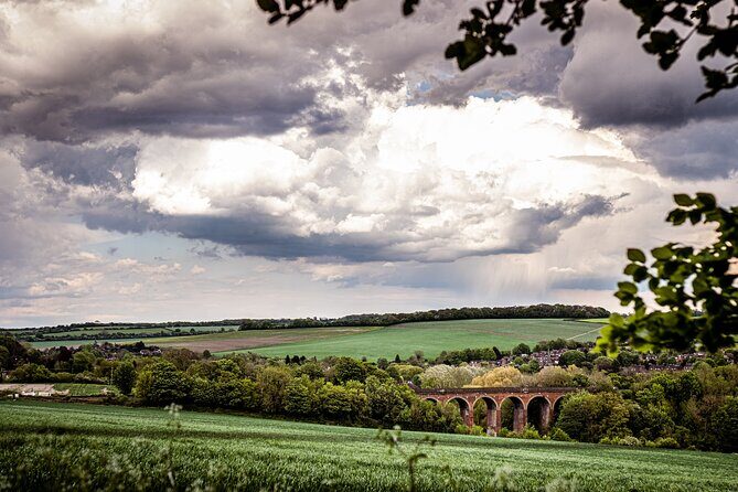 Admission Pass to Eagle Heights in Kent - Key Points