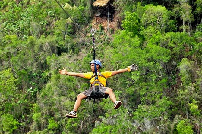 adrenaline-of-zipline-el-valle-from-samana-special-for-little-cruisers