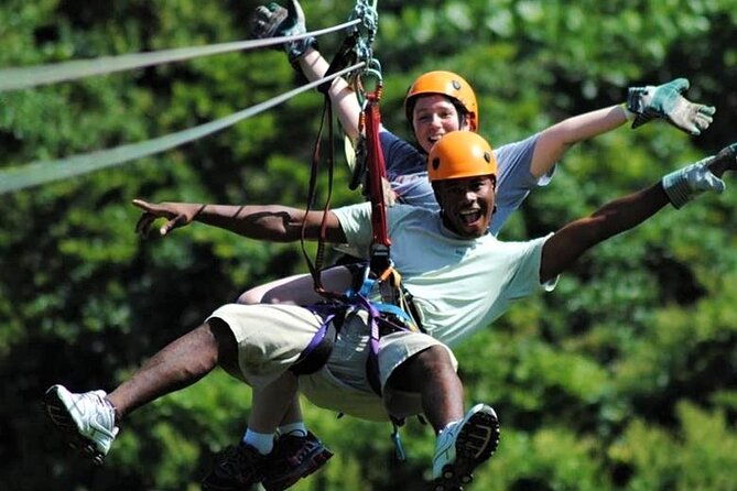 adrenaline-of-zipline-el-valle-from-samana-special-for-little-cruisers