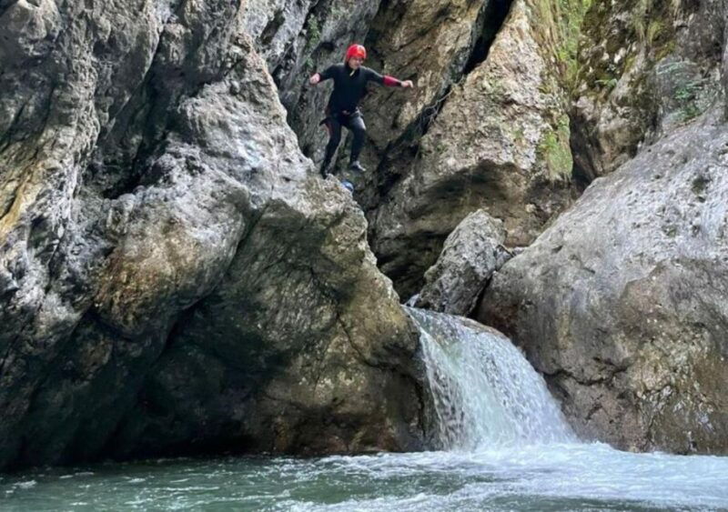 adrenaline-river-trekking-in-brembana-valley