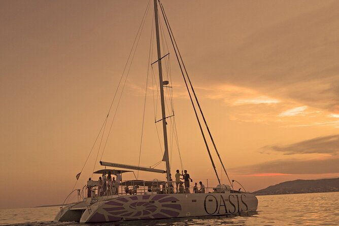 adult-only-sunset-catamaran-palma-bay