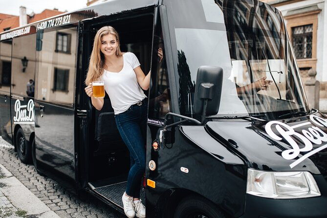 adults-only-prague-beer-bus-tour