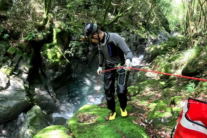 advanced-canyoning-activity-in-a-miracle-lava-valley-of-mt-fuji