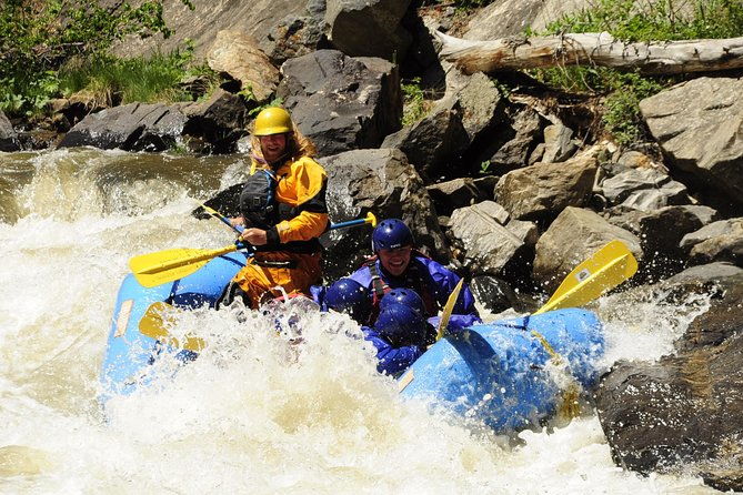 advanced-whitewater-rafting-in-clear-creek-canyon-near-denver-2