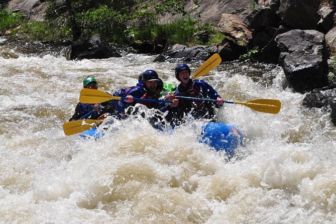 advanced-whitewater-rafting-in-clear-creek-canyon-near-denver