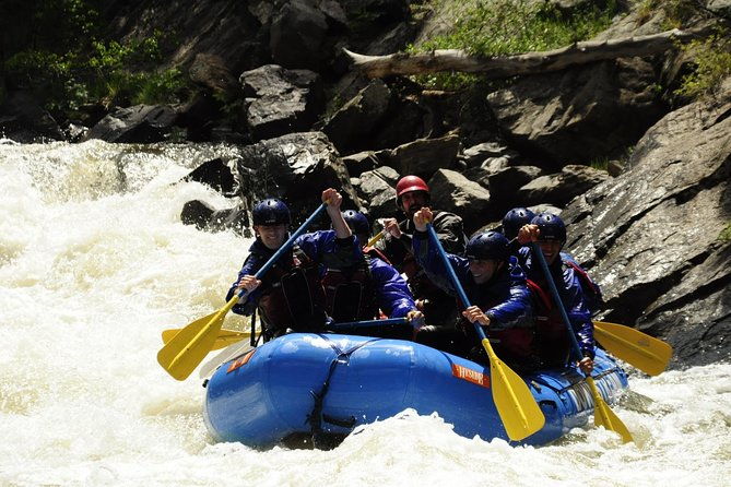 advanced-whitewater-rafting-in-clear-creek-canyon-near-denver