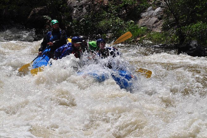 advanced-whitewater-rafting-in-clear-creek-canyon-near-denver