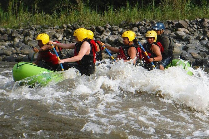 adventure-and-fun-river-rafting-in-banos-ecuador