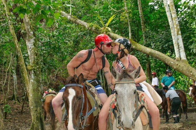 adventure-in-samana-el-limon-waterfall-playa-rincon-cayo-levantado