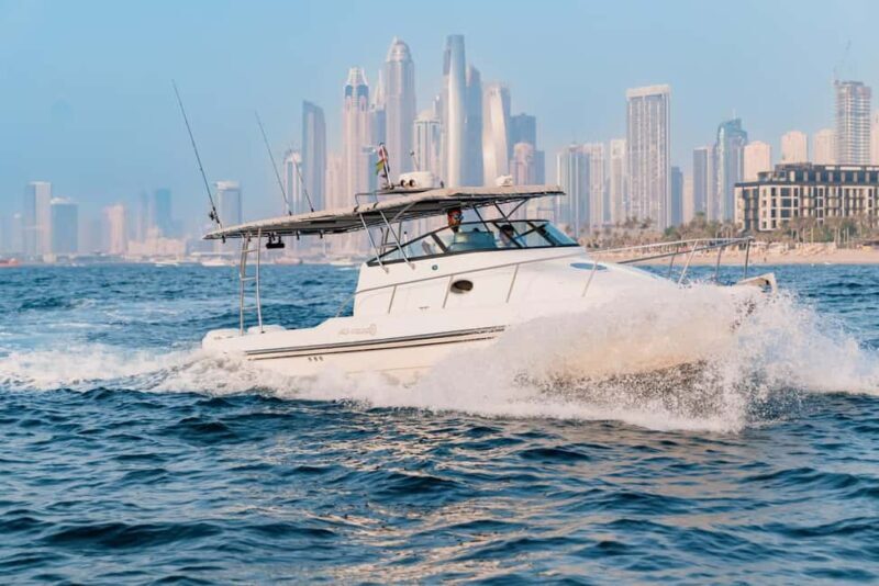 Adventure on Dubais Mini Boat Rides! Private upto 8 guests - What to Expect on Your Dubai Mini Boat Trip