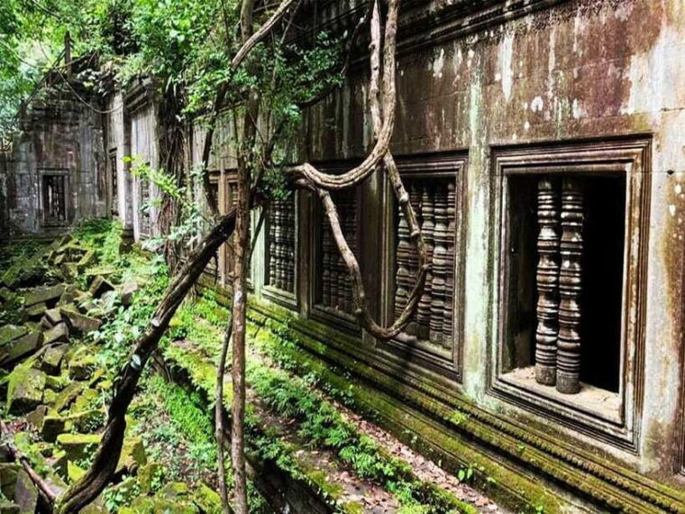 adventure-to-boeng-mealea-and-koh-ker-temple-from-siem-reap