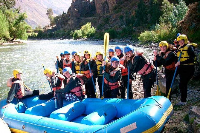 adventure-tour-in-urubamba-river-rafting-zipline-experience