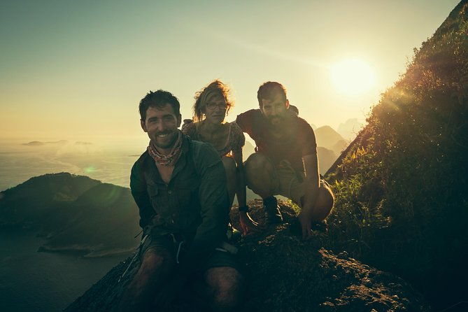 adventurous-hike-to-iconic-sugarloaf-summit-rio-de-janeiro
