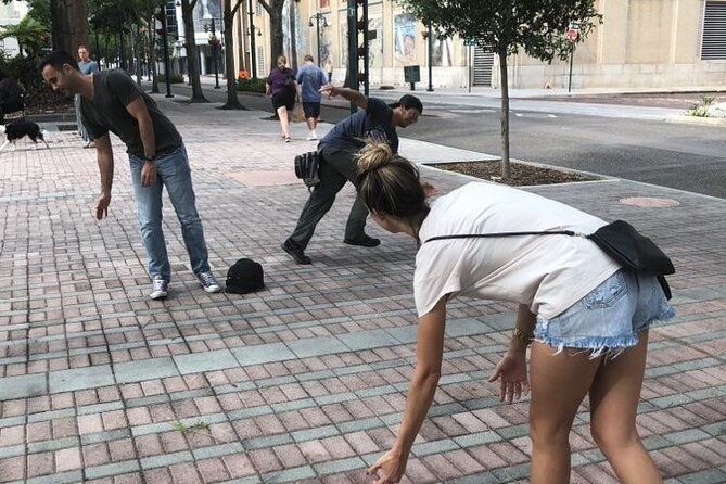 adventurous-scavenger-hunt-in-burbank-by-zombie-scavengers