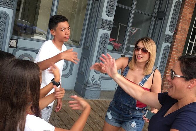 adventurous-scavenger-hunt-in-downtown-las-vegas-2