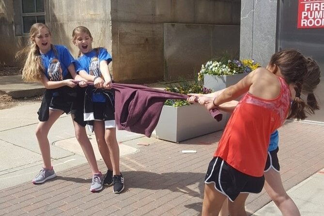 adventurous-scavenger-hunt-in-miami-by-zombie-scavengers