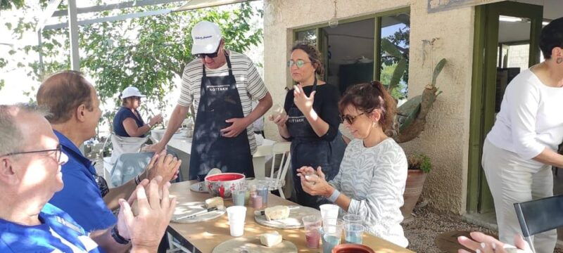 aegina-ceramics-class-with-a-local-potter