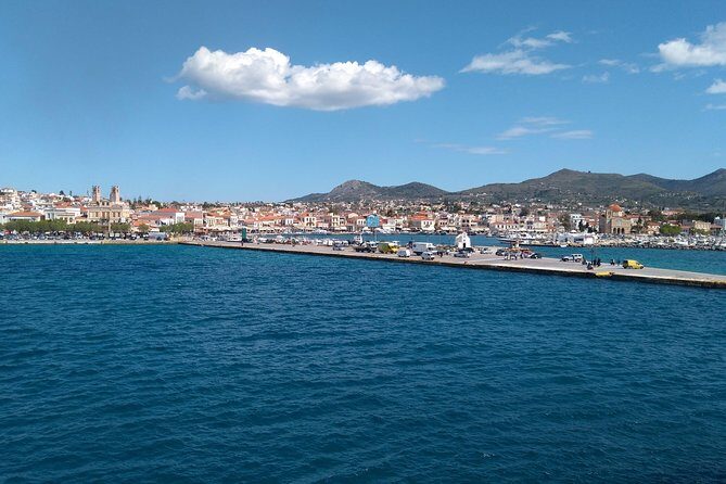 Aegina Island St Nektarios & Temple of Athina Aphaia Private Tour - Perdika: A Picturesque Village