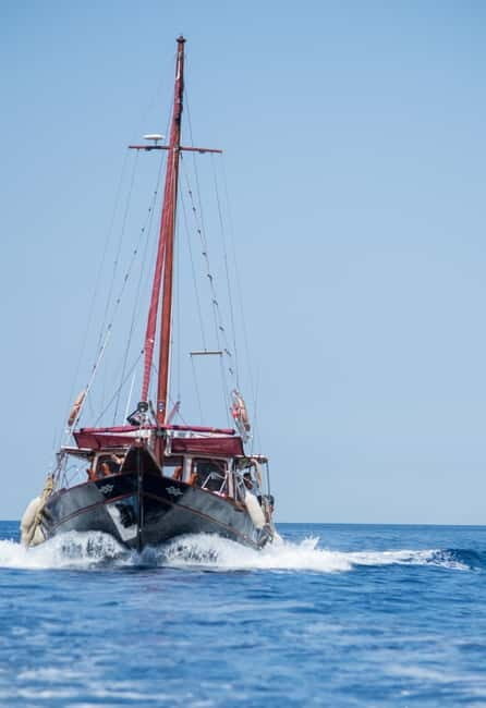 Aegina & Moni: Private Day Cruise - Practical Details & What to Expect