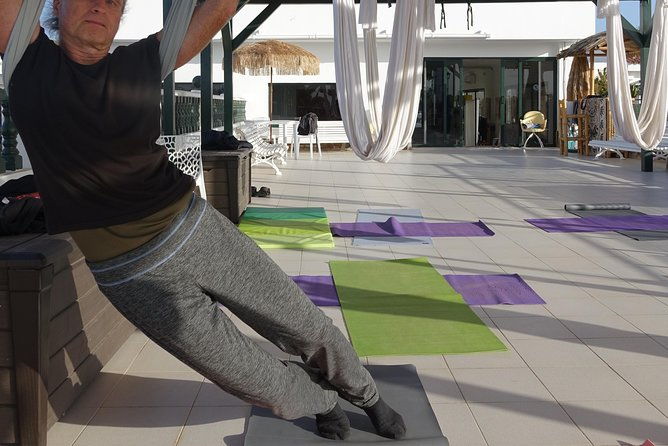 aerial-yoga-experience-in-maspalomas-spain