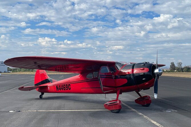aerobatic-and-vintage-discovery-flights-over-wine-country