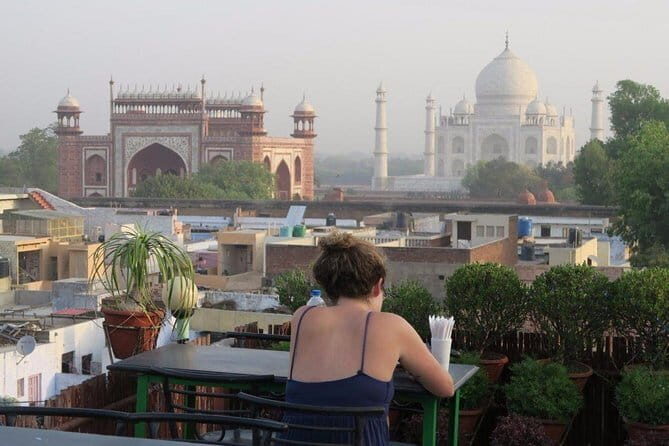 Affordable transfer from Agra to Lucknow - FAQ