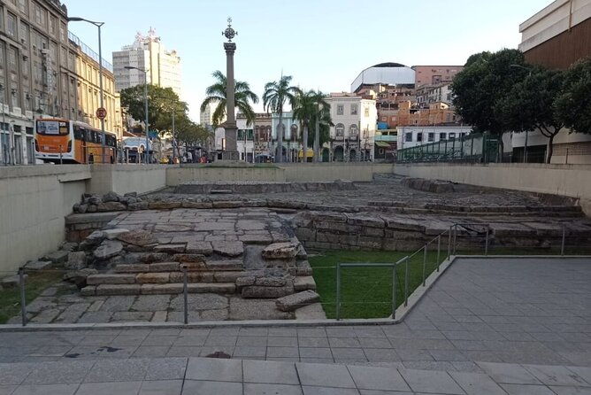 african-heritage-and-docks-walking-tour